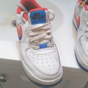 Nike air force 1s size 6
